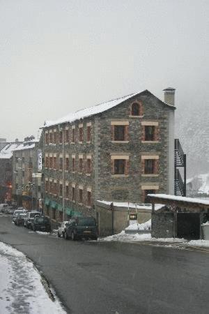 Hotel Arinsal Bagian luar foto