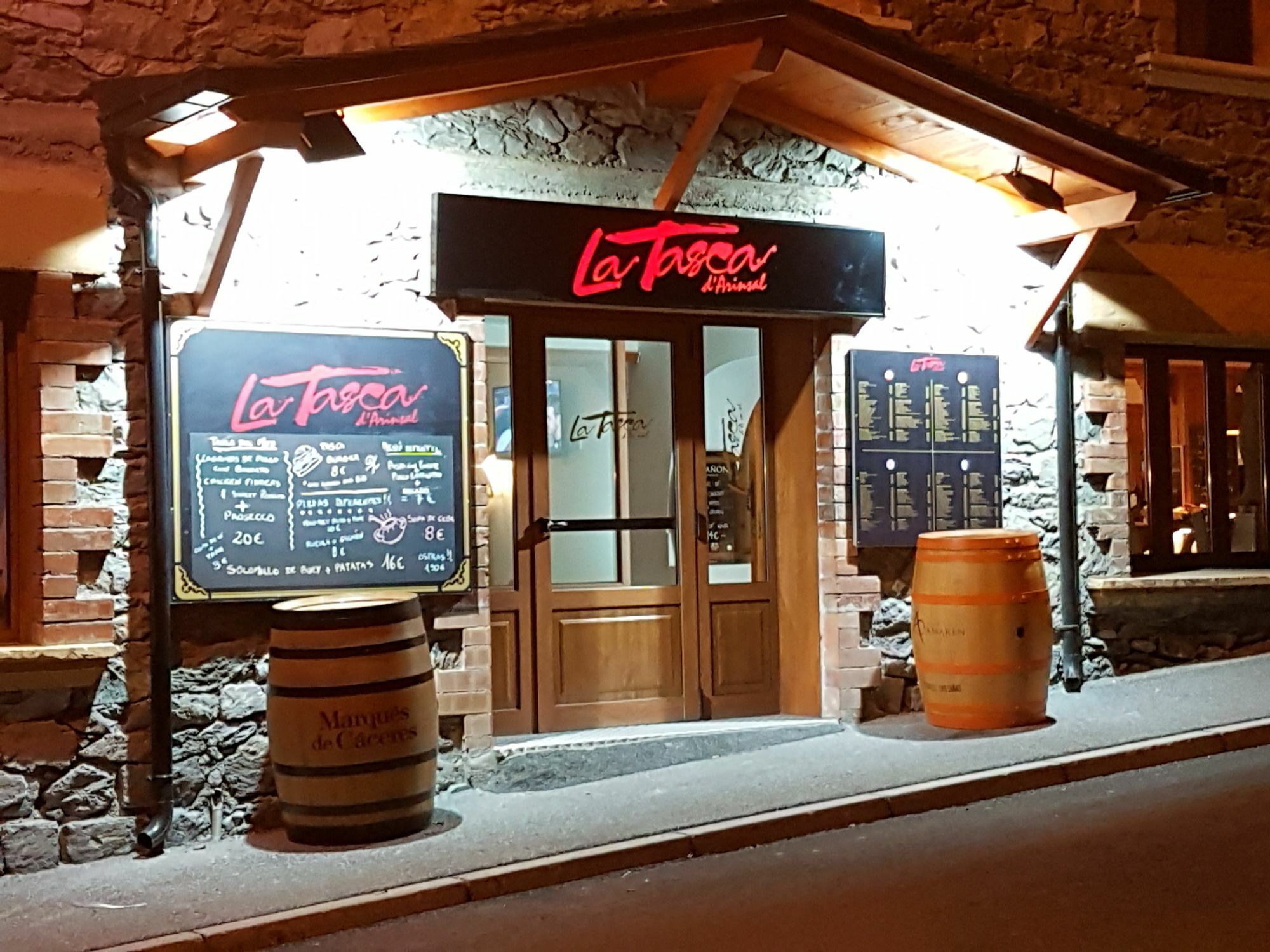 Hotel Arinsal Bagian luar foto